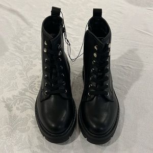 NEW Madden Girl Size 7 black boots